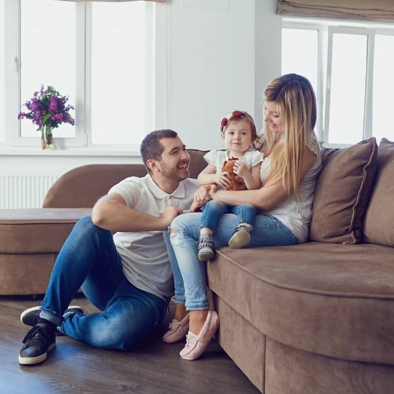 happy-family-on-couch